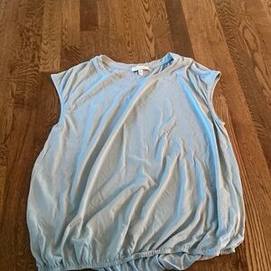 Eri and Ali Women’s Top Size Medium